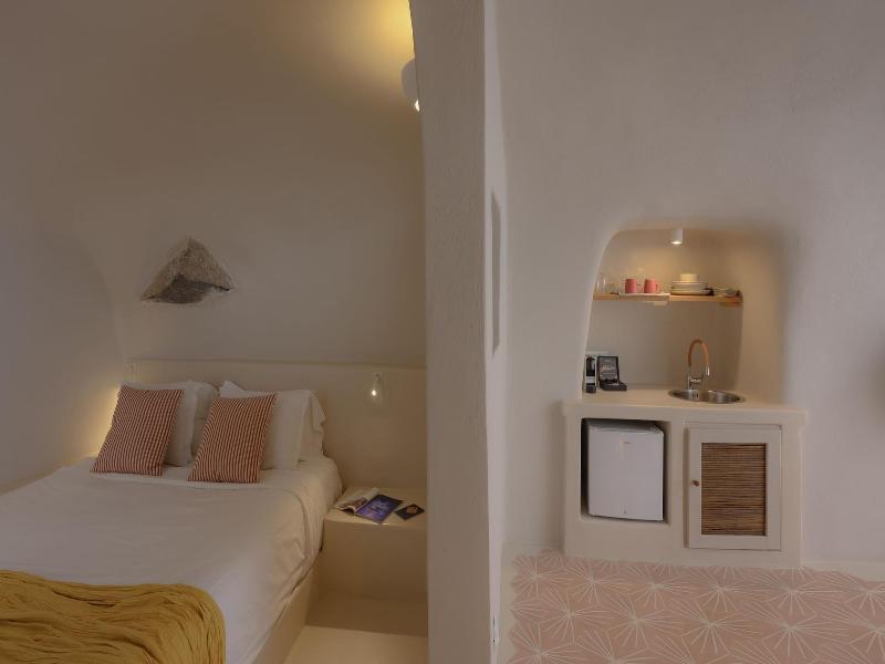 Elements Suites image