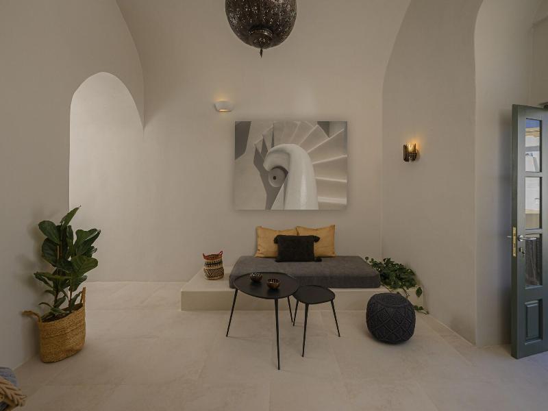 Elements Suites image