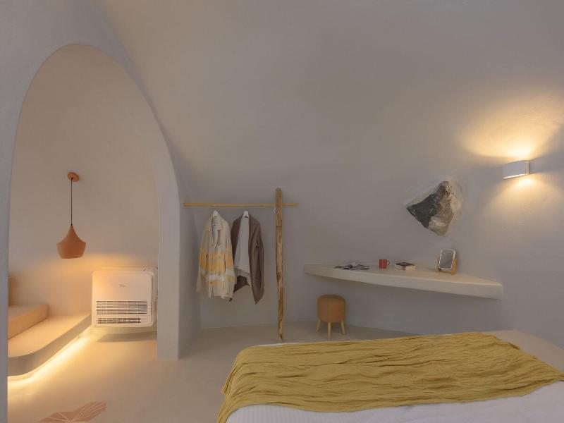 Elements Suites image