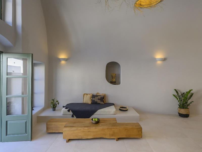 Elements Suites image