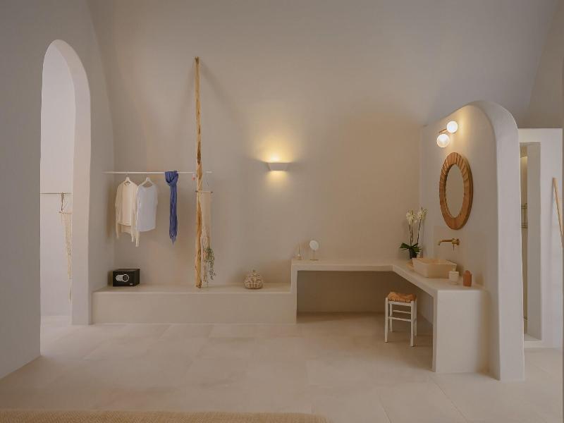 Elements Suites image