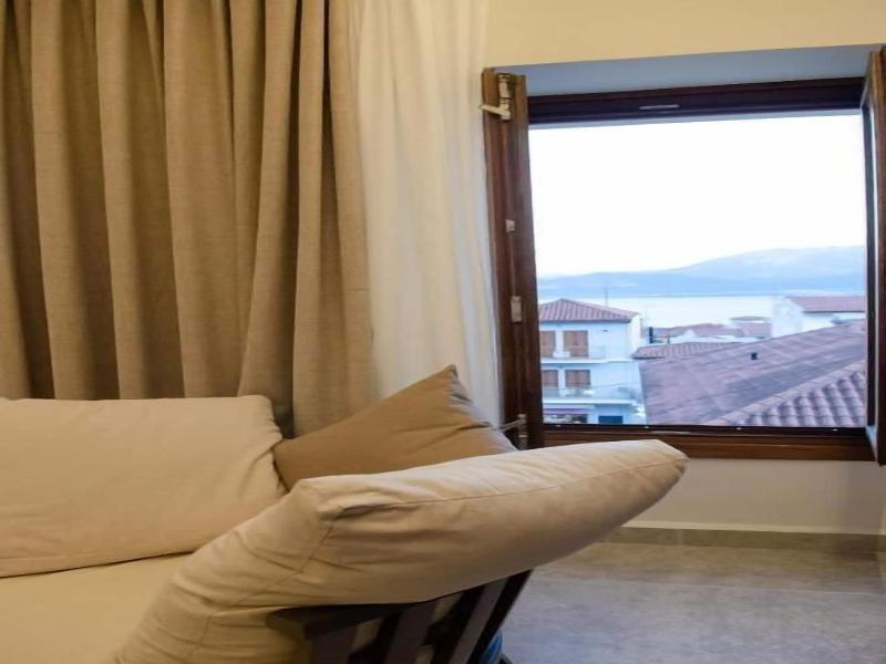 Leone Suites image