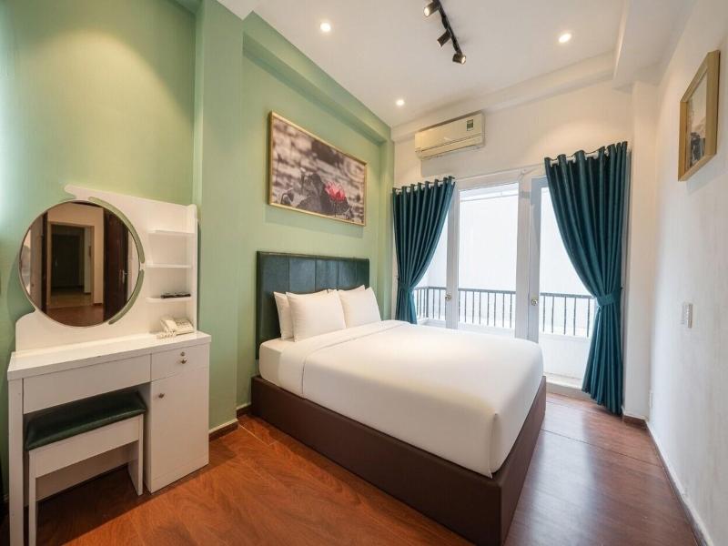 The Noble Swan Woodpark Hotel image