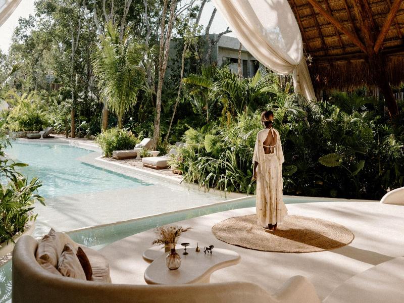 Hotel Milam image