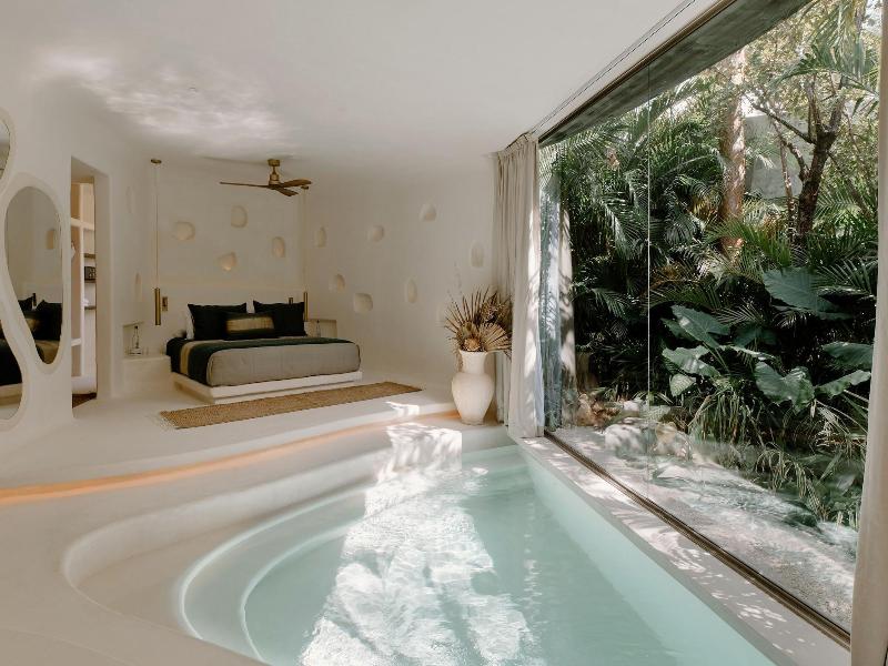 Hotel Milam image