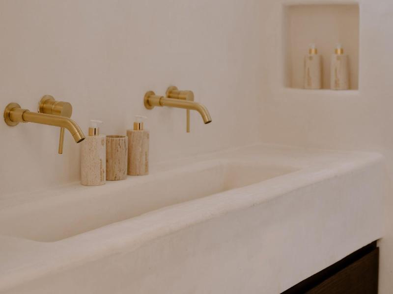 Hotel Milam image