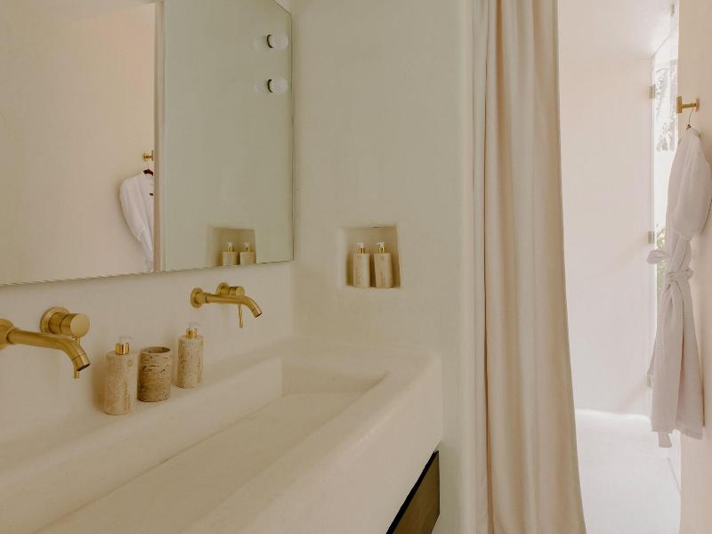 Hotel Milam image