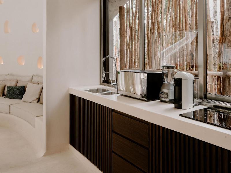 Hotel Milam image
