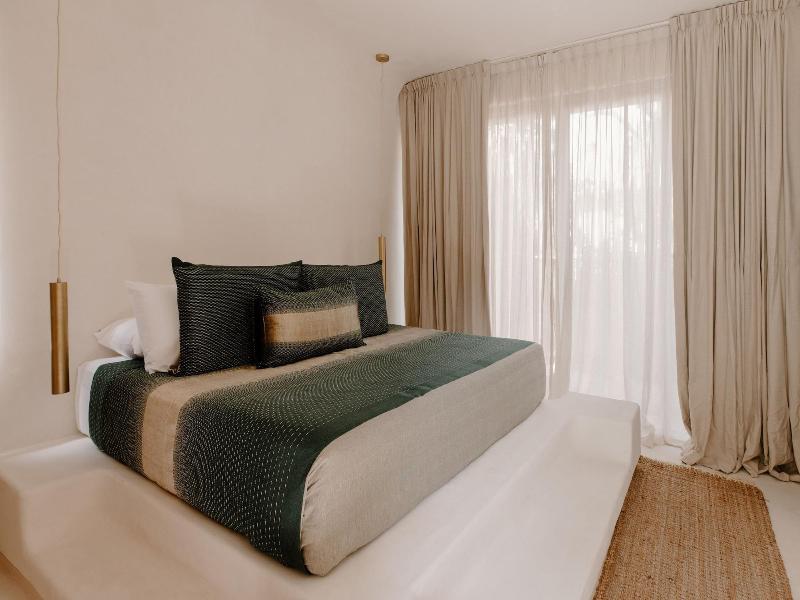Hotel Milam image