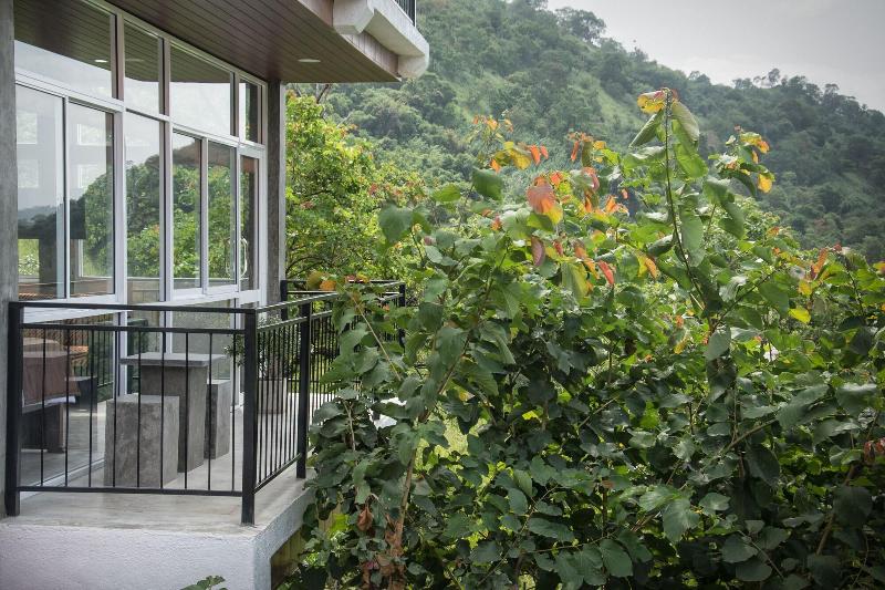 Kandy Victoria Eco Resort image