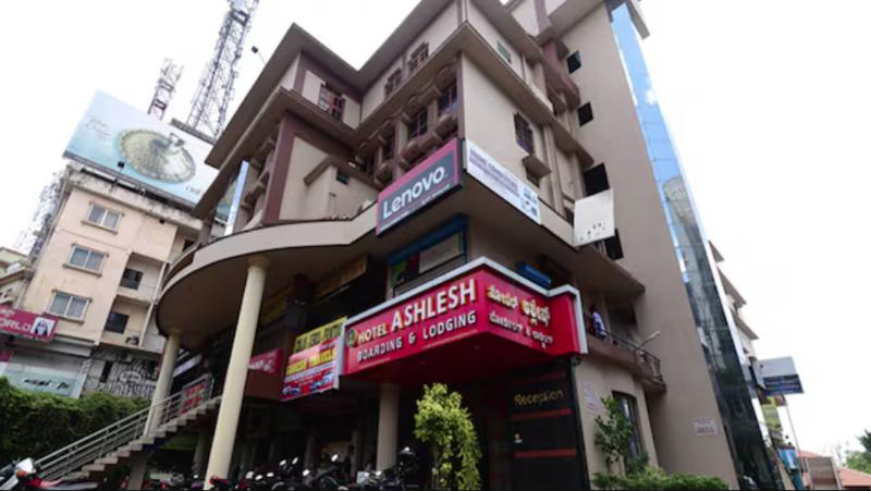 Hotel Ashlesh