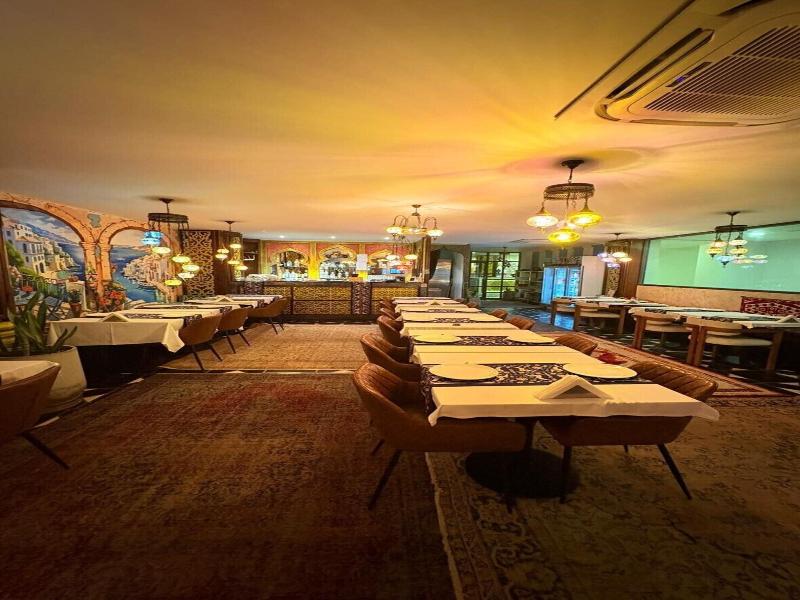 Le Maroc Hotel Patong image