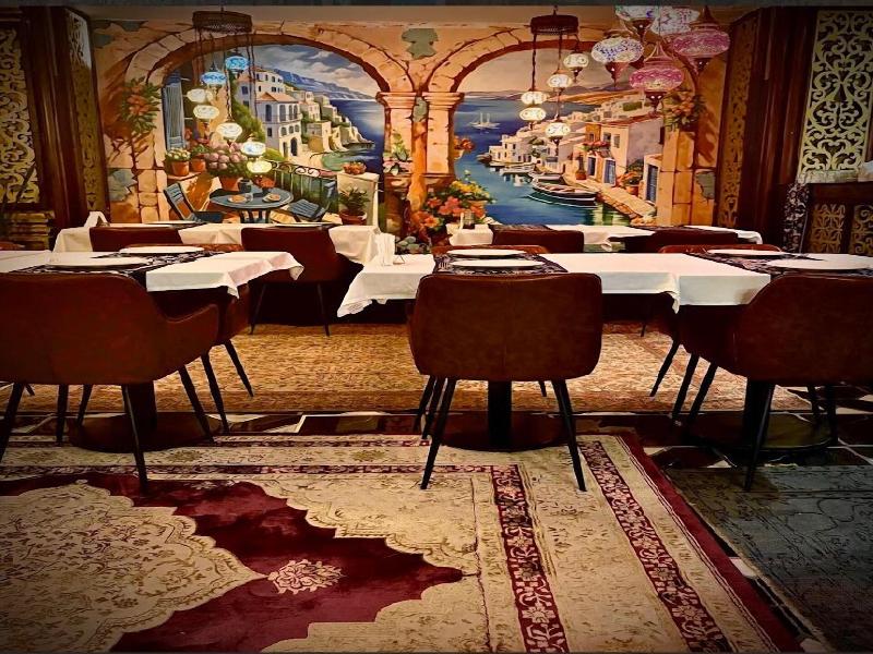 Le Maroc Hotel Patong image