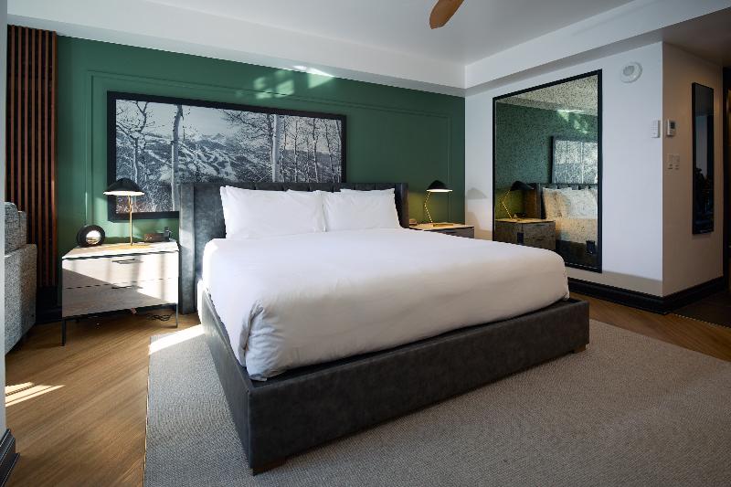 Gravity Haus Vail image