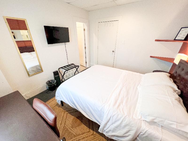ITH Los Angeles Beach Hostel 3