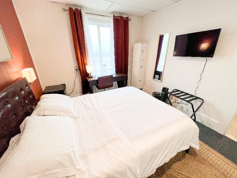 ITH Los Angeles Beach Hostel 4