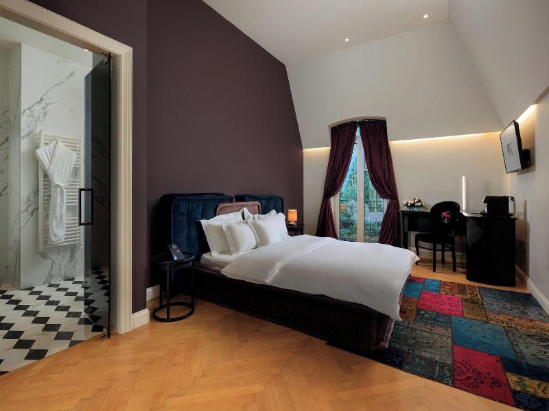 Arté Boutique Hotel image