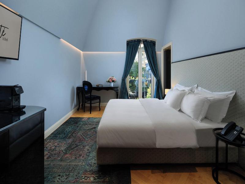 Arté Boutique Hotel image