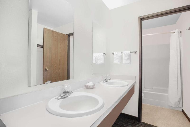 Fairbridge Inn & Suites – Moscow/pullman image