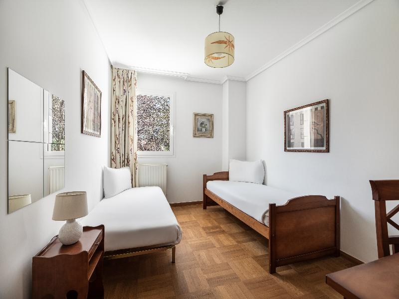 Apartamentos El Cid image