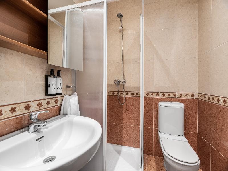 Apartamentos El Cid image
