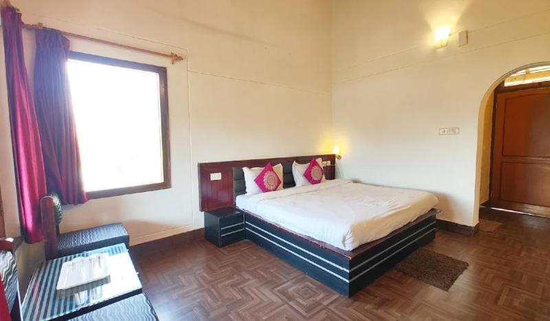 . Goroomgo Sapphire Inn Bhimtal