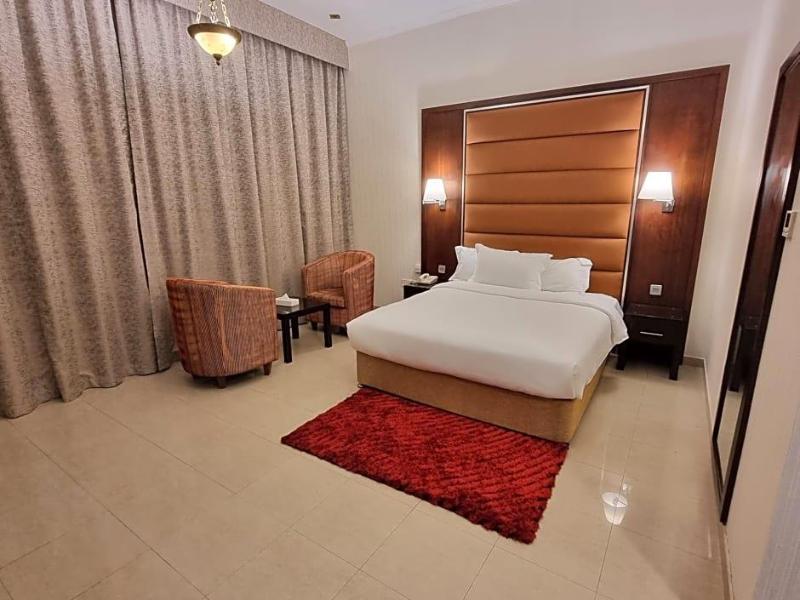 Vista City Hotel image