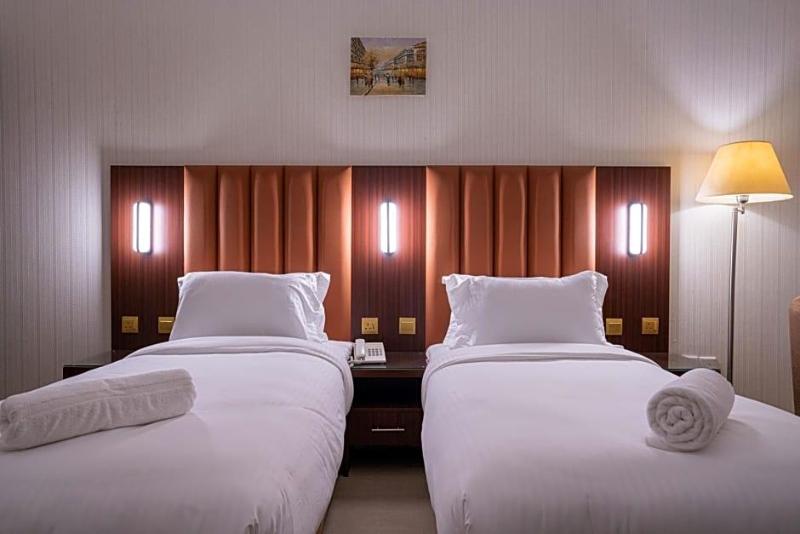 Vista City Hotel image