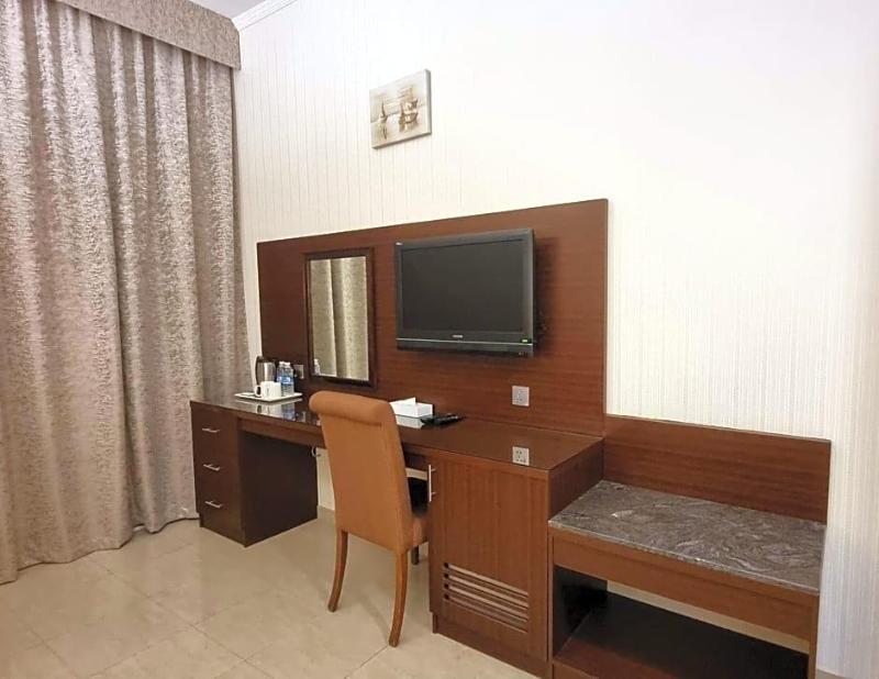 Vista City Hotel image