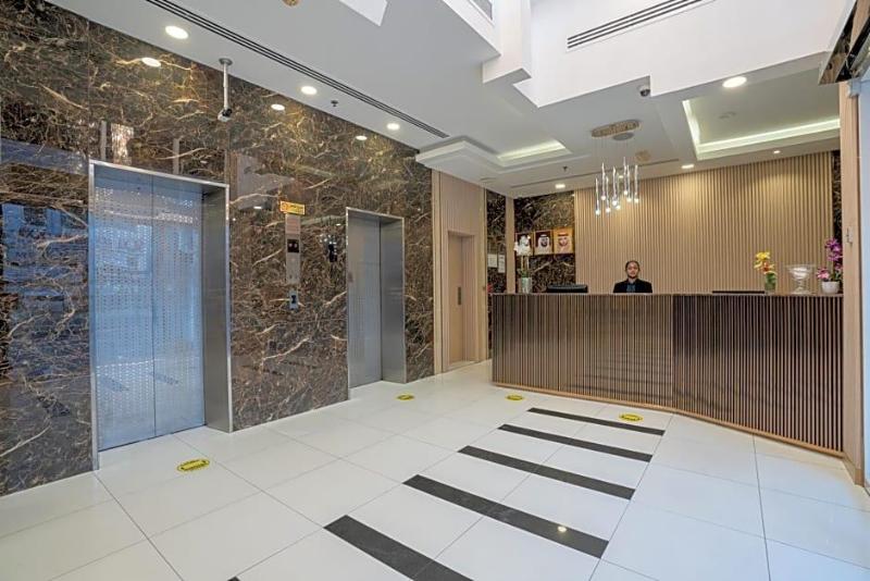 Vista City Hotel image