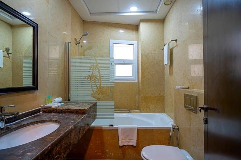 Vista City Hotel image