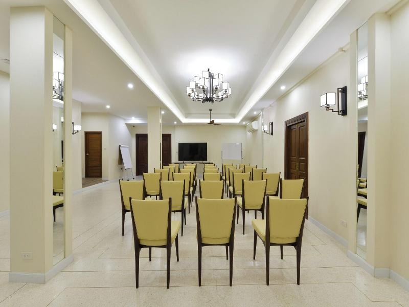 Old Thai Heng Hotel image