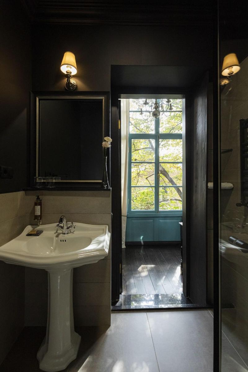 Unfound Door image