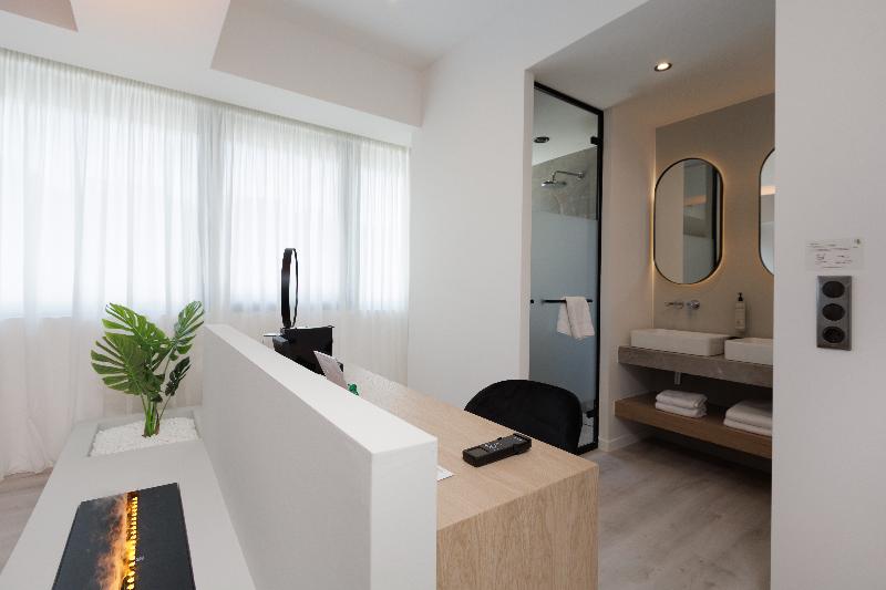 Hilton Garden Inn Athens Syggrou Avenue image