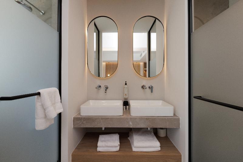 Hilton Garden Inn Athens Syggrou Avenue image