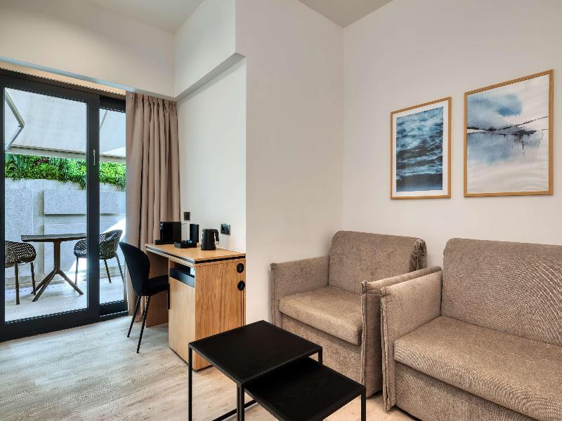 Hilton Garden Inn Athens Syggrou Avenue image