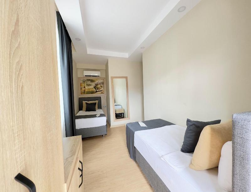 Deniz Hotel image