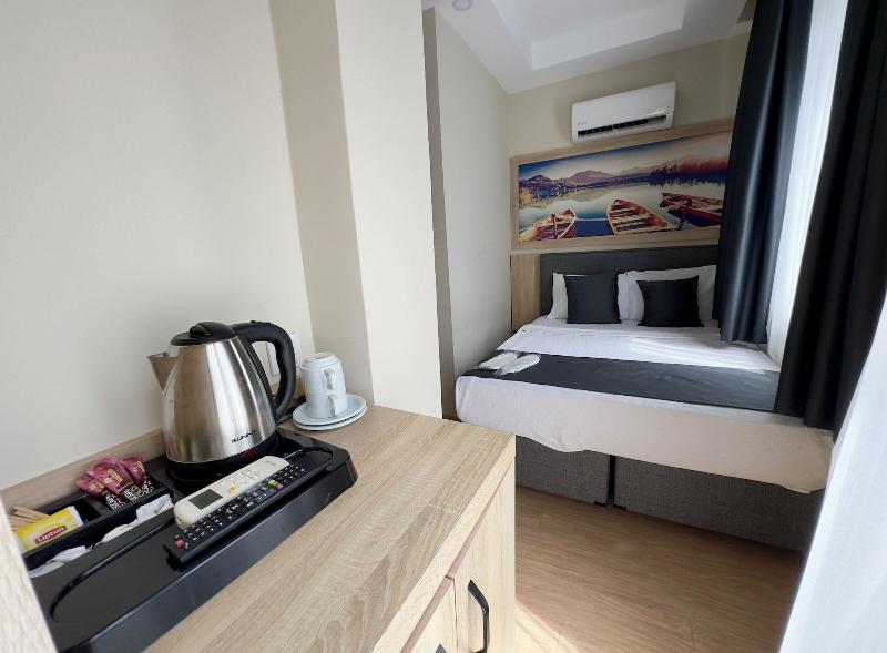 Deniz Hotel image