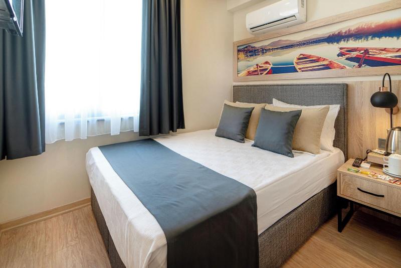 Deniz Hotel image