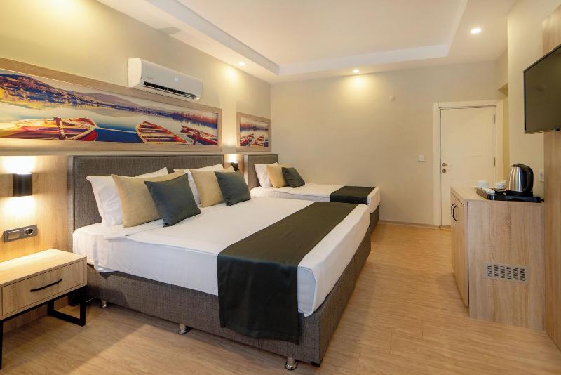 Deniz Hotel image