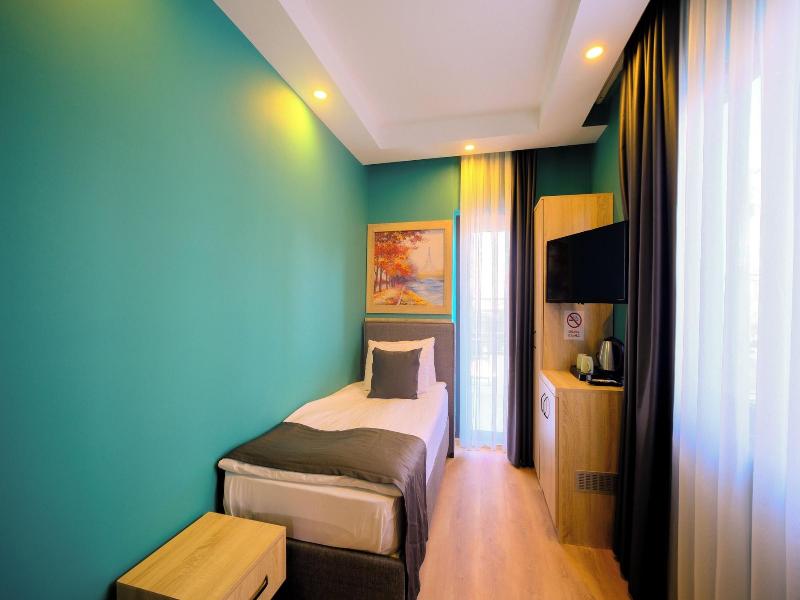 Deniz Hotel image