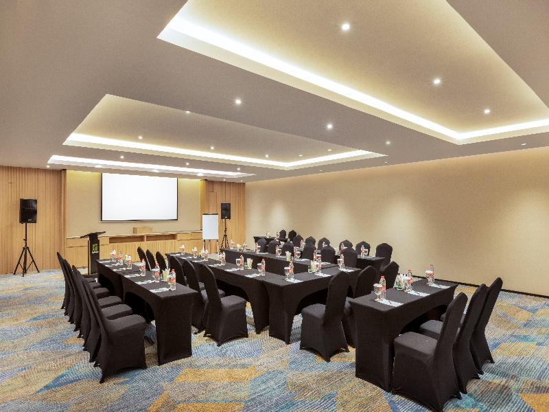 Holiday Inn Lampung Bukit Randu image