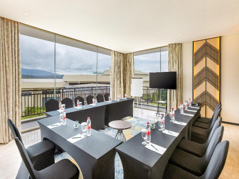 Holiday Inn Lampung Bukit Randu image