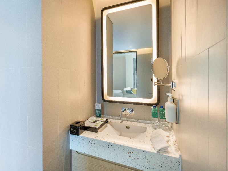 Holiday Inn Lampung Bukit Randu image