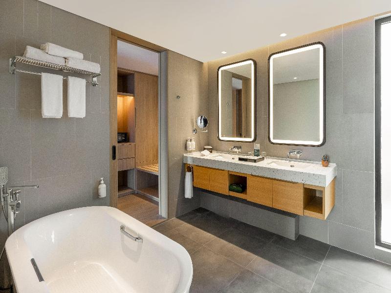 Holiday Inn Lampung Bukit Randu image