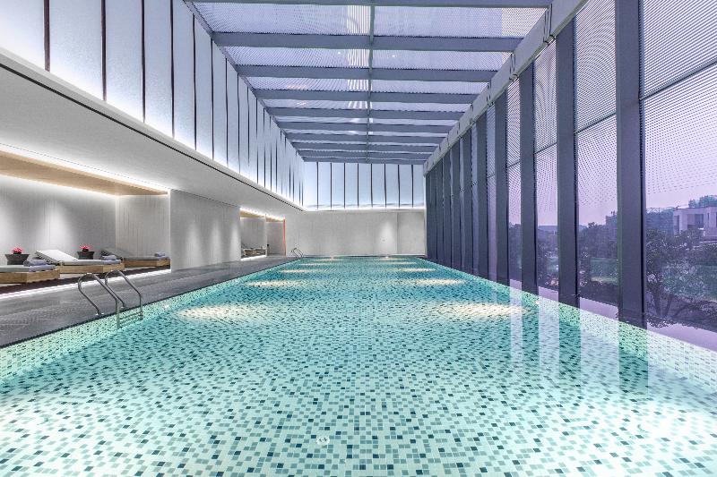 Crowne Plaza Jiangmen Binjiang image