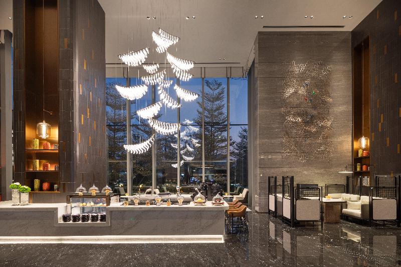 Crowne Plaza Jiangmen Binjiang image