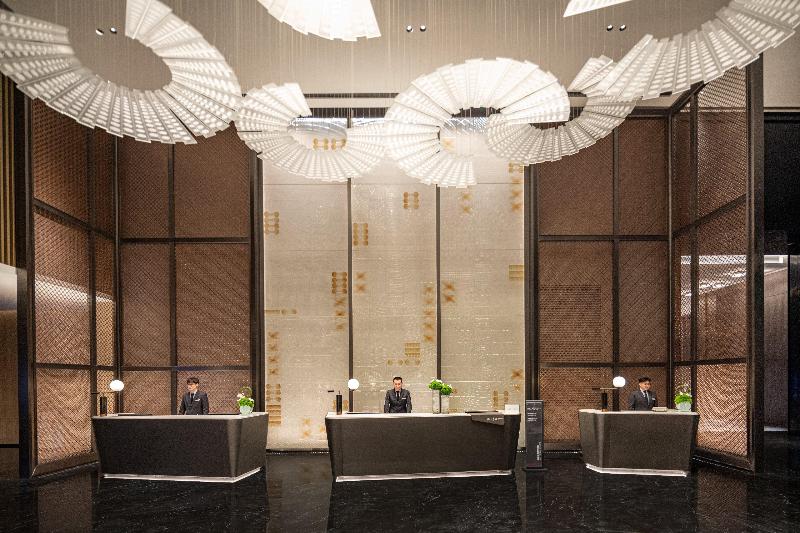 Crowne Plaza Jiangmen Binjiang image