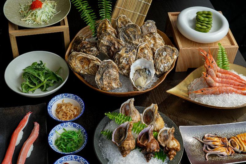 Crowne Plaza Jiangmen Binjiang image