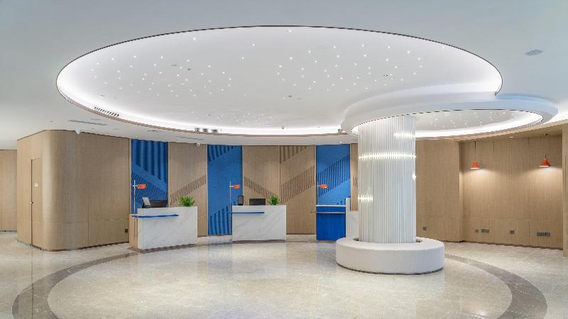 Holiday Inn Express Dandong City Center image